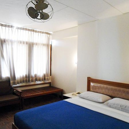 Ubon Hotel Ubon Ratchathani Extérieur photo