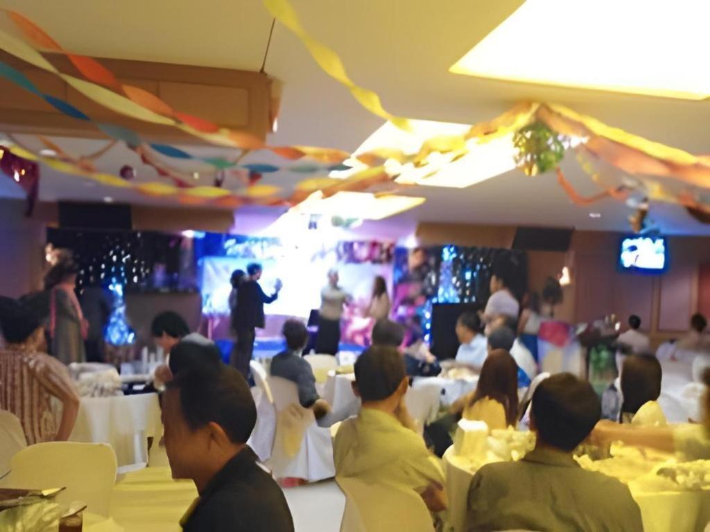 Ubon Hotel Ubon Ratchathani Extérieur photo