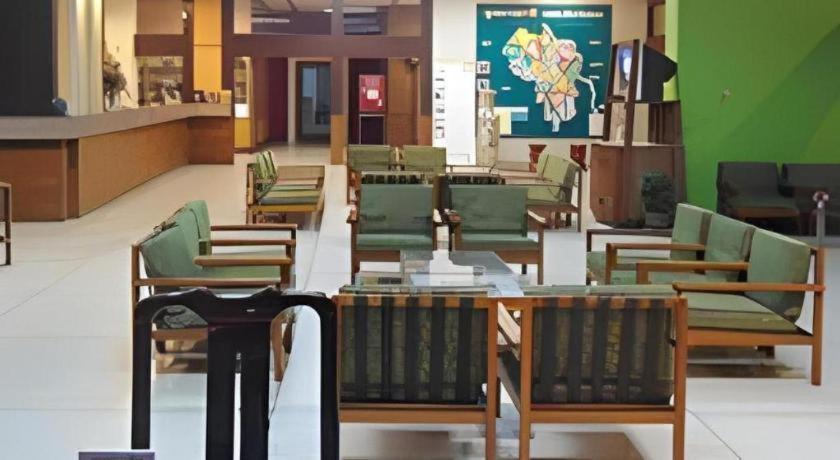 Ubon Hotel Ubon Ratchathani Extérieur photo